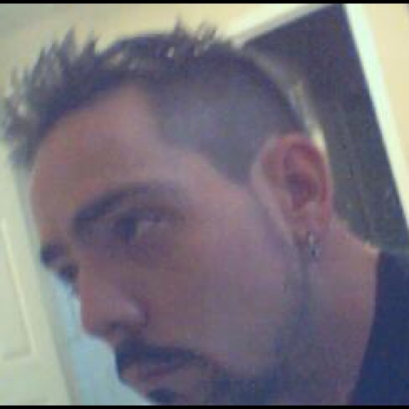 Meet your Posher, Wes - Picture 1 of 9